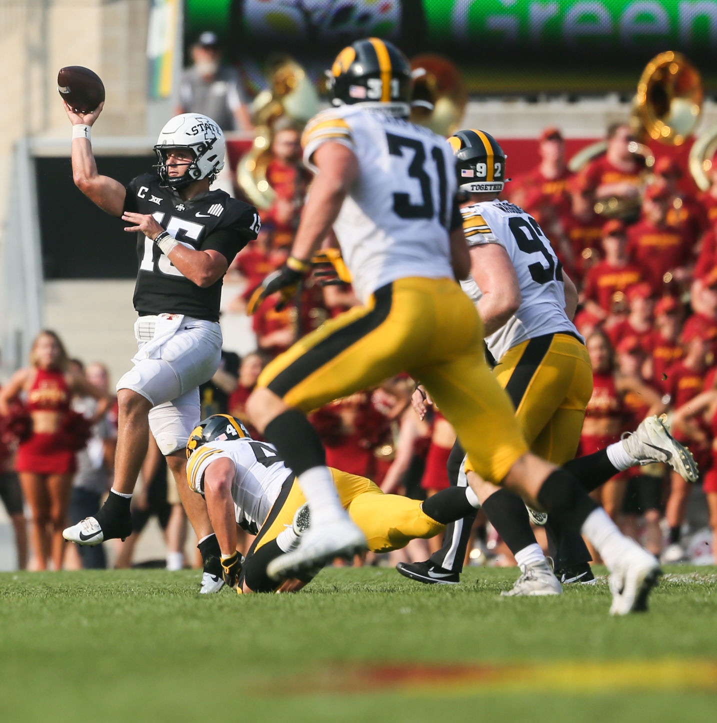 091121-qc-spt-iowa-isu-fball-040
